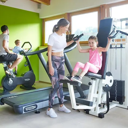فندق Hopfgarten Familotel Tirol 4*