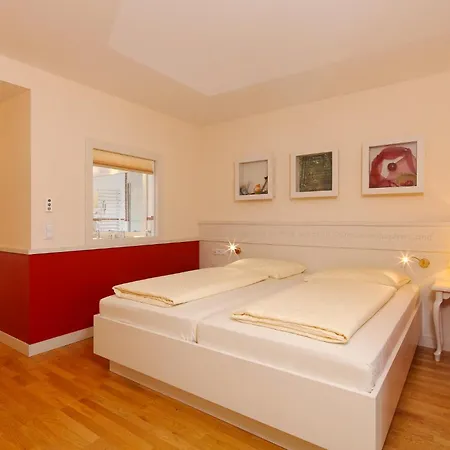 Hopfgarten Familotel Tirol هوبفغراتن إم بريكسنتال