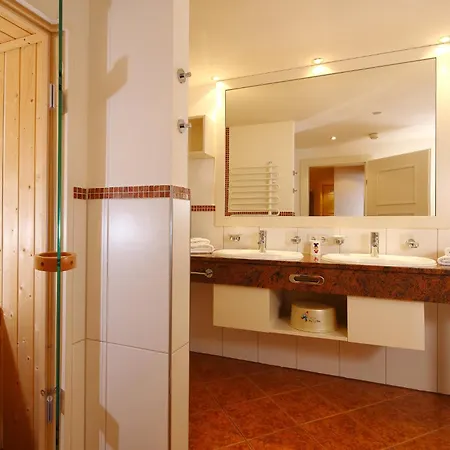 Hopfgarten Familotel Tirol 4*