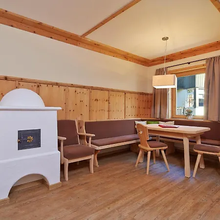 Hopfgarten Familotel Tirol 4*